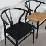 限定Yチェア ユーカリはソフトブラックとどう違うのか